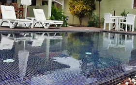 Emma'S Guest House And Self-Catering